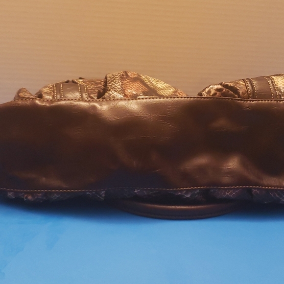 Handbag​ - Picture 4 of 5